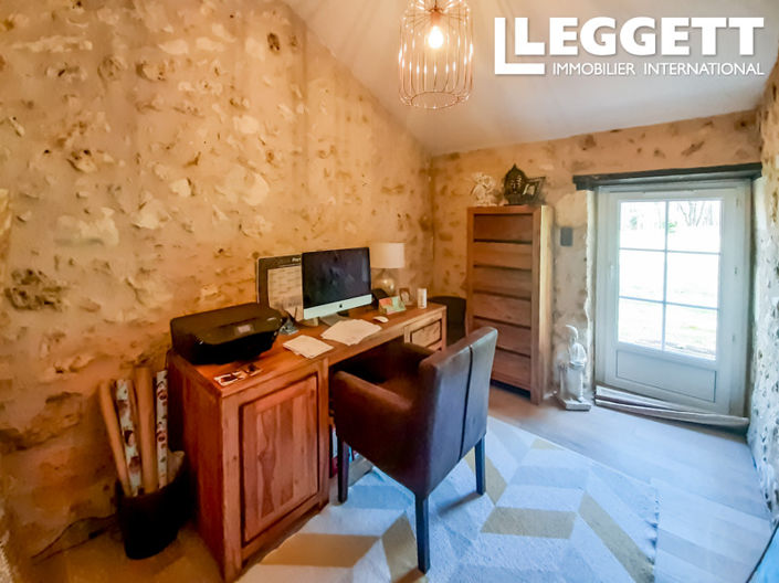 Image No.6-3 Bed House for sale