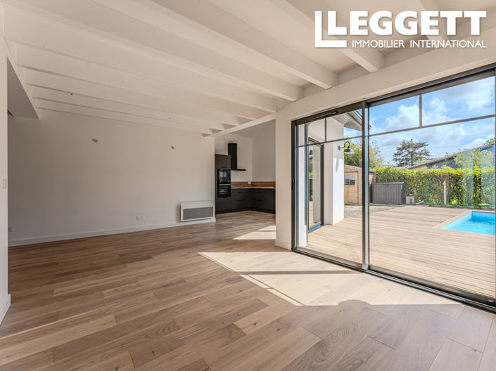 Image No.7-3 Bed House for sale