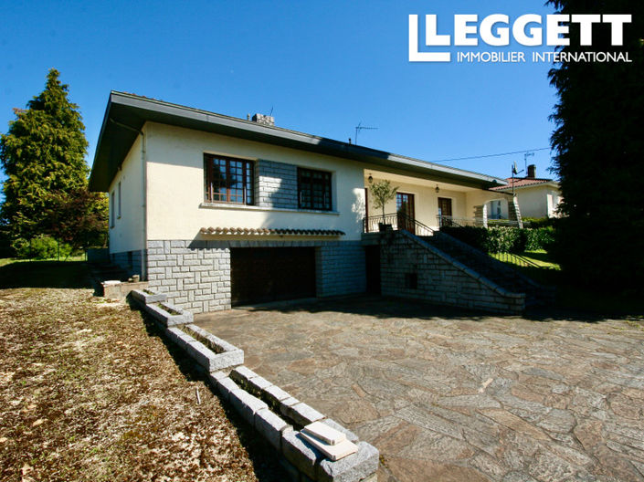 Image No.1-4 Bed House for sale