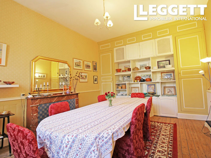 Image No.7-9 Bed House for sale