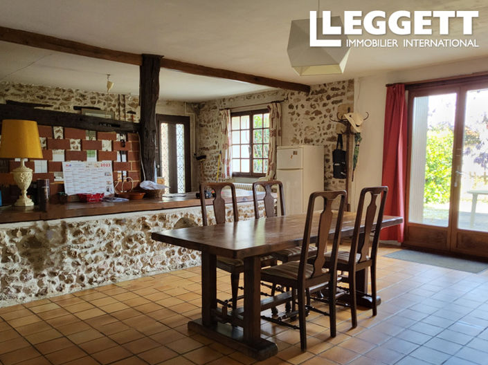 Image No.4-2 Bed House for sale