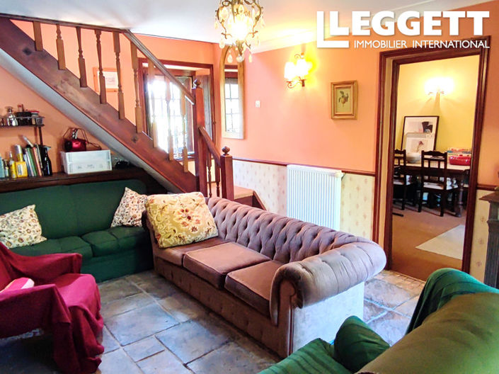 Image No.6-4 Bed House for sale