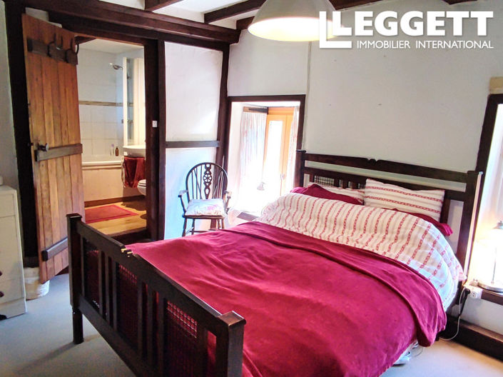 Image No.8-4 Bed House for sale