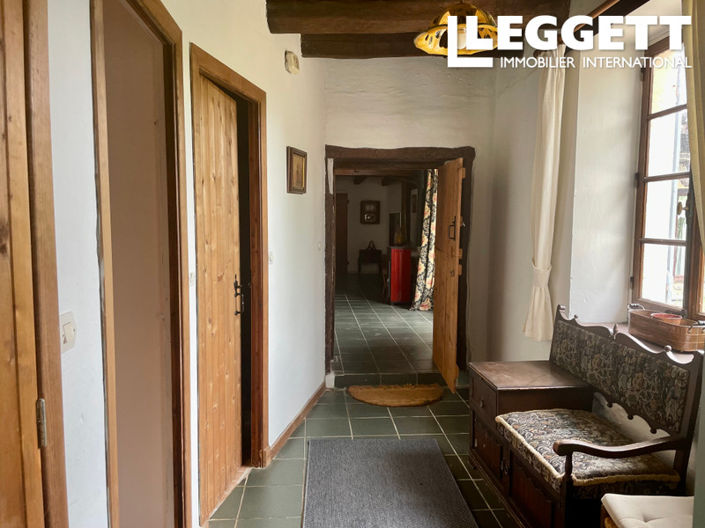 Image No.9-4 Bed House for sale