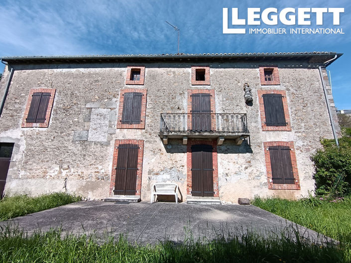 Image No.2-4 Bed House for sale