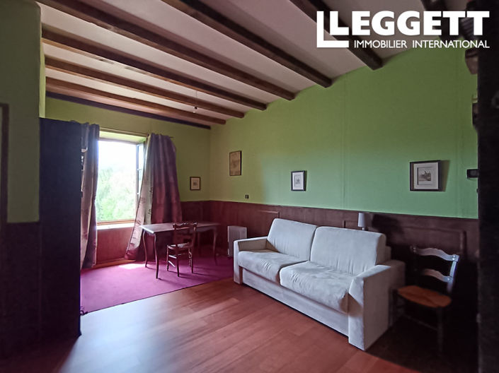 Image No.6-4 Bed House for sale