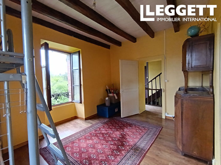 Image No.8-4 Bed House for sale