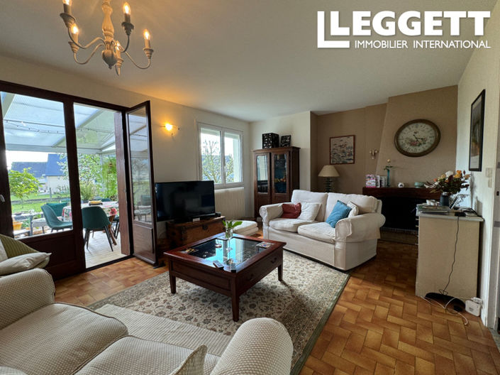 Image No.5-4 Bed House for sale