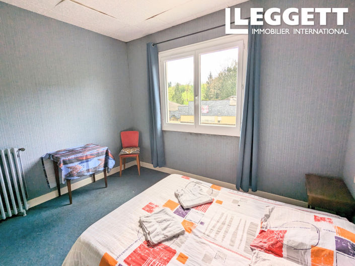 Image No.6-11 Bed Commercial for sale