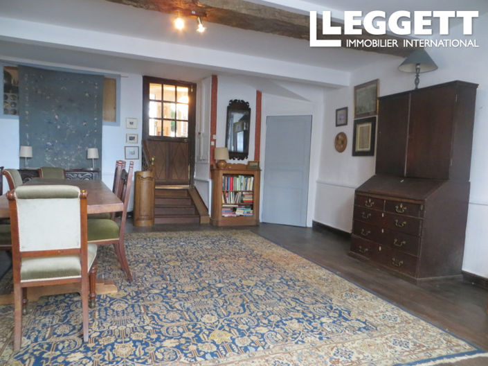 Image No.9-5 Bed House for sale