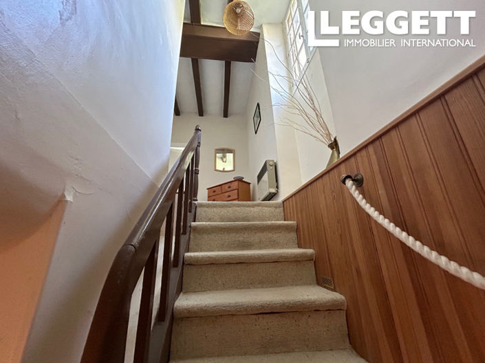 Image No.8-2 Bed House for sale