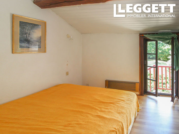 Image No.4-9 Bed House for sale