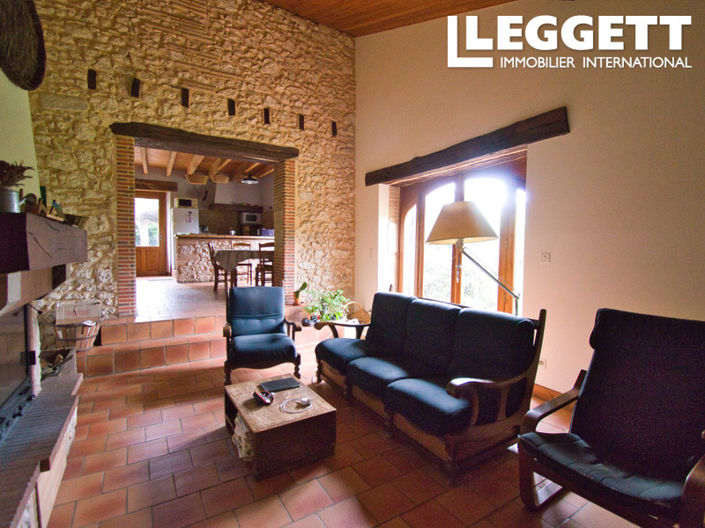 Image No.6-4 Bed House for sale