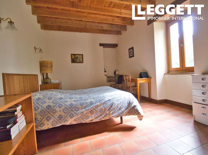 Image No.7-4 Bed House for sale