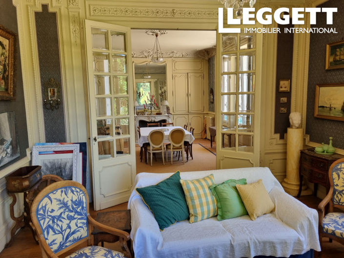 Image No.8-7 Bed House for sale