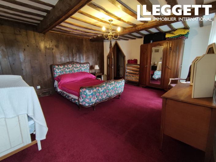 Image No.6-5 Bed House for sale