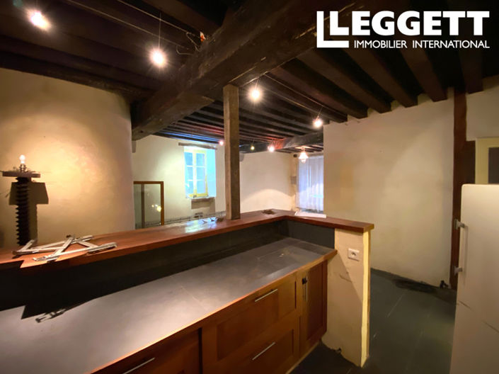 Image No.5-2 Bed House for sale