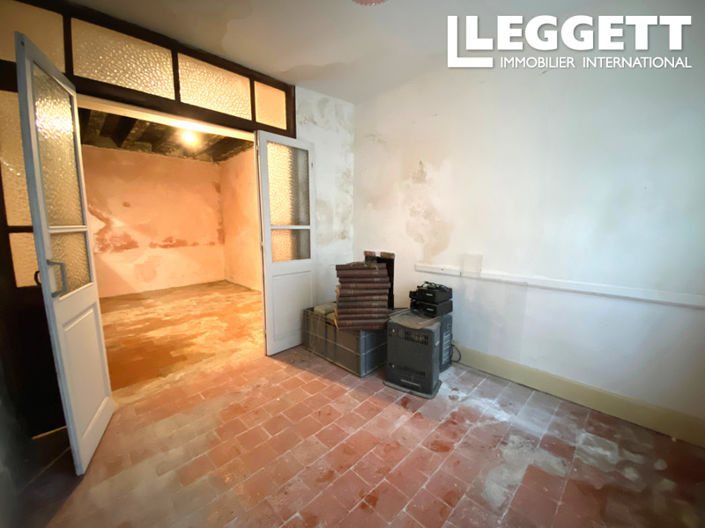 Image No.6-2 Bed House for sale