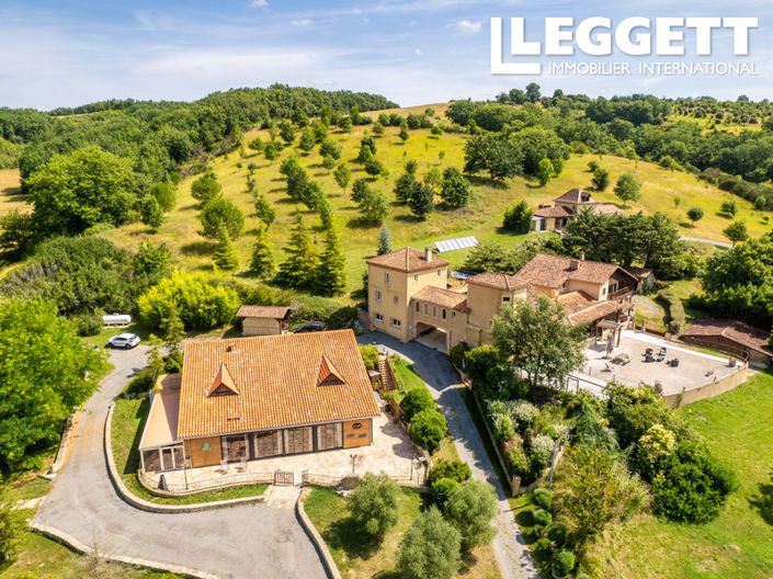 Image No.2-16 Bed Chateaux for sale