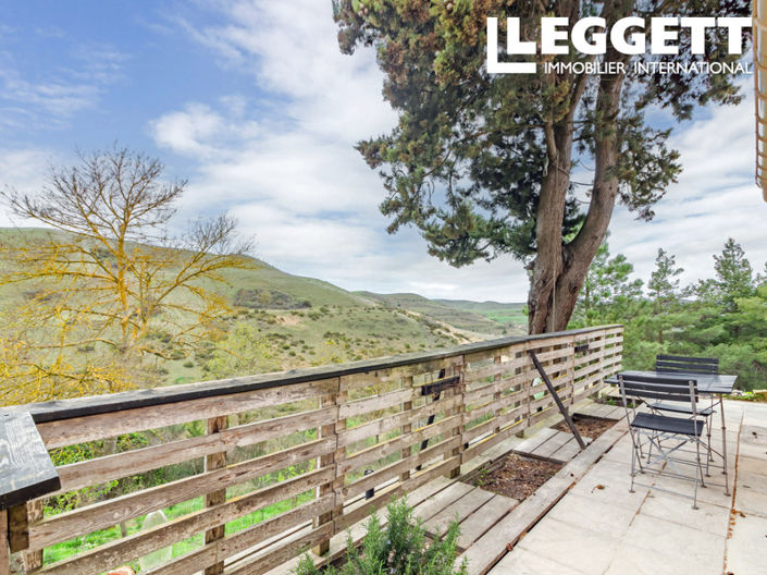 Image No.8-9 Bed House for sale