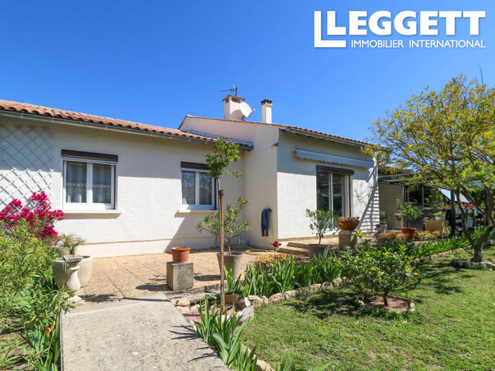Image No.1-4 Bed House for sale