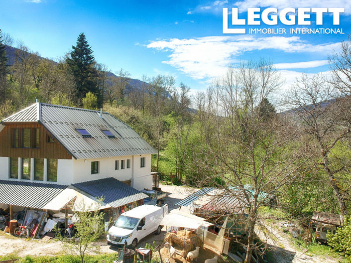 Image No.1-5 Bed House for sale