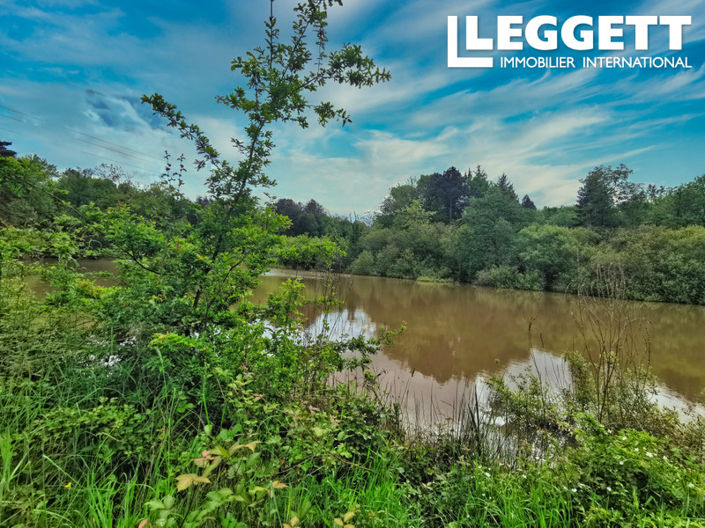 Image No.9-2 Bed House for sale