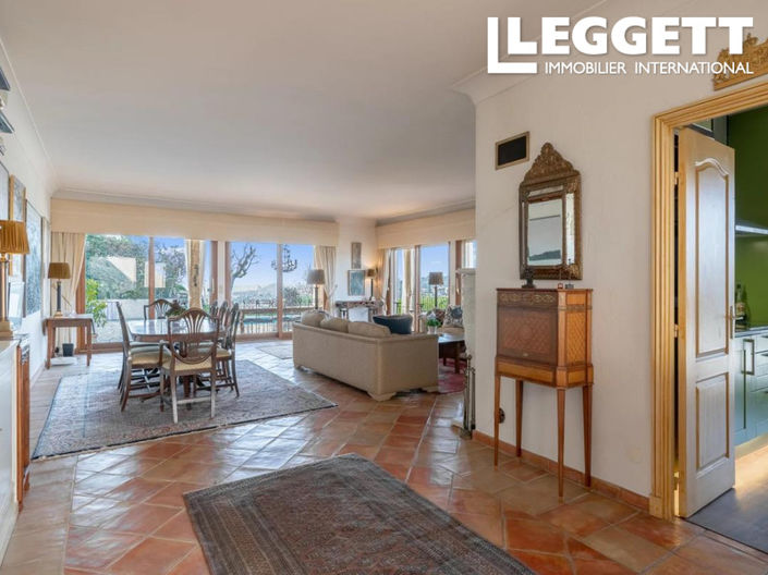 Image No.5-4 Bed House for sale