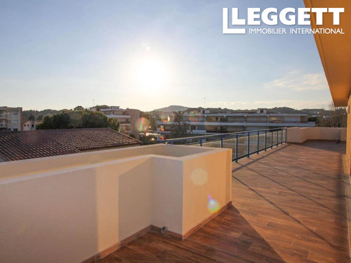 Image No.3-3 Bed Apartment for sale