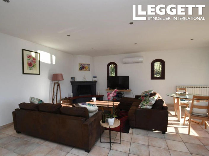 Image No.3-5 Bed House for sale