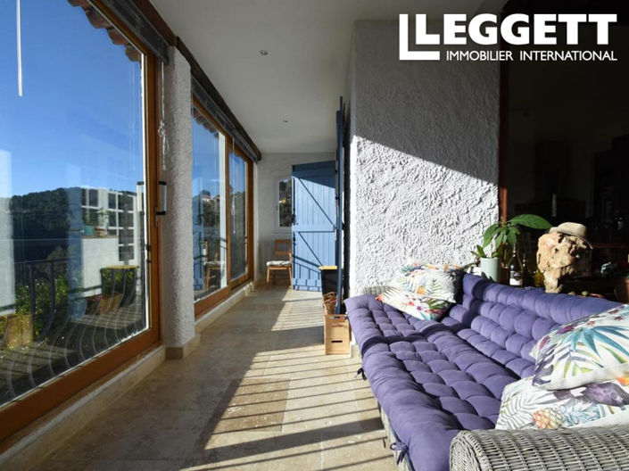 Image No.6-5 Bed House for sale