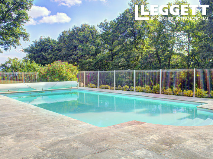 Image No.9-6 Bed House for sale