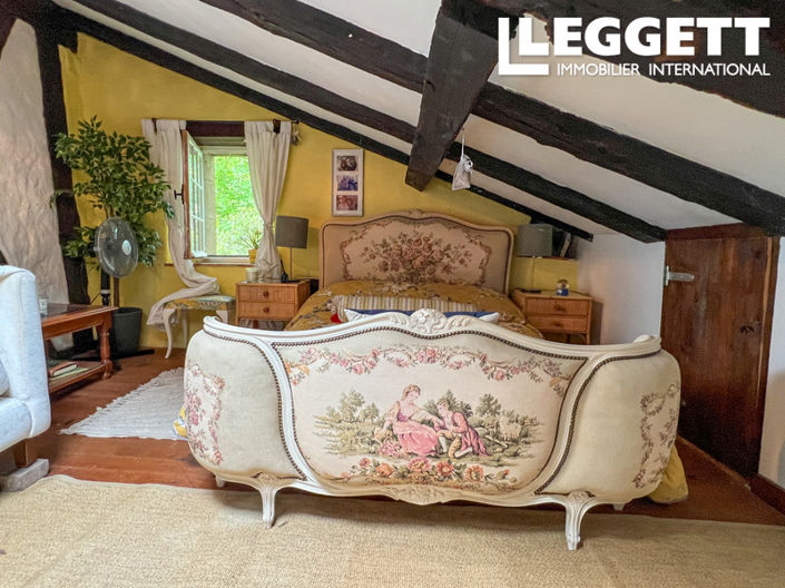 Image No.9-4 Bed House for sale