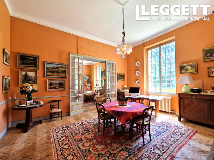 Image No.4-8 Bed House for sale