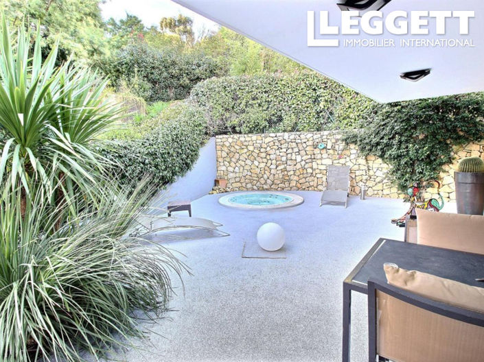 Image No.3-3 Bed Apartment for sale