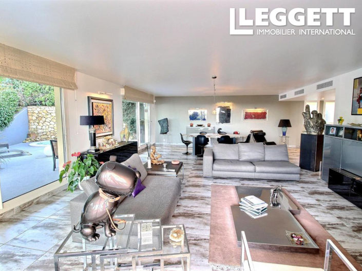 Image No.8-3 Bed Apartment for sale