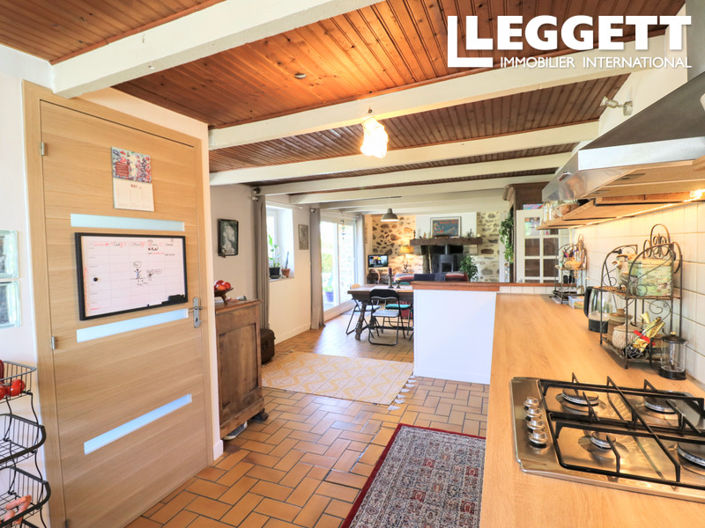 Image No.3-5 Bed House for sale