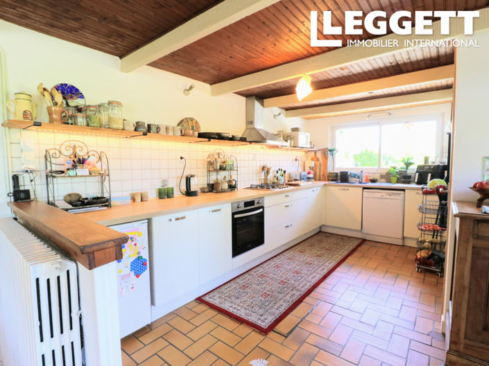 Image No.4-5 Bed House for sale