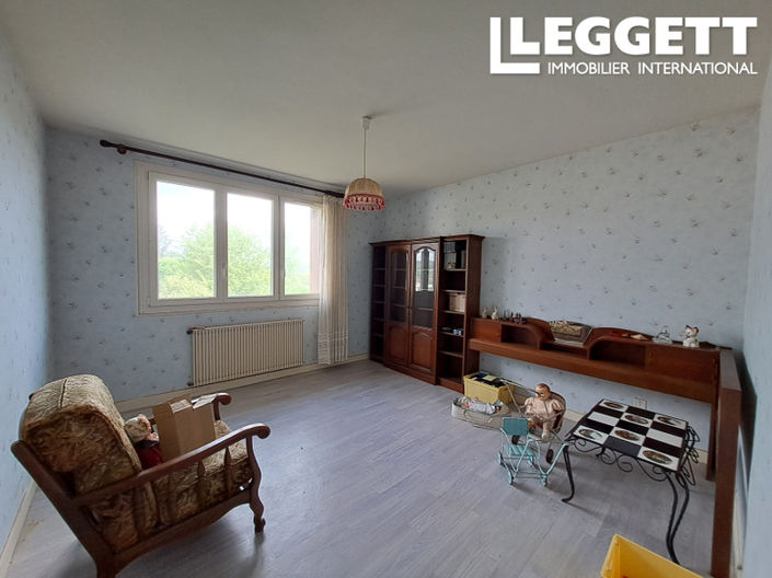 Image No.7-4 Bed House for sale