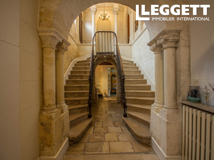 Image No.2-6 Bed House for sale