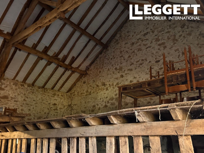 Image No.10-4 Bed House for sale