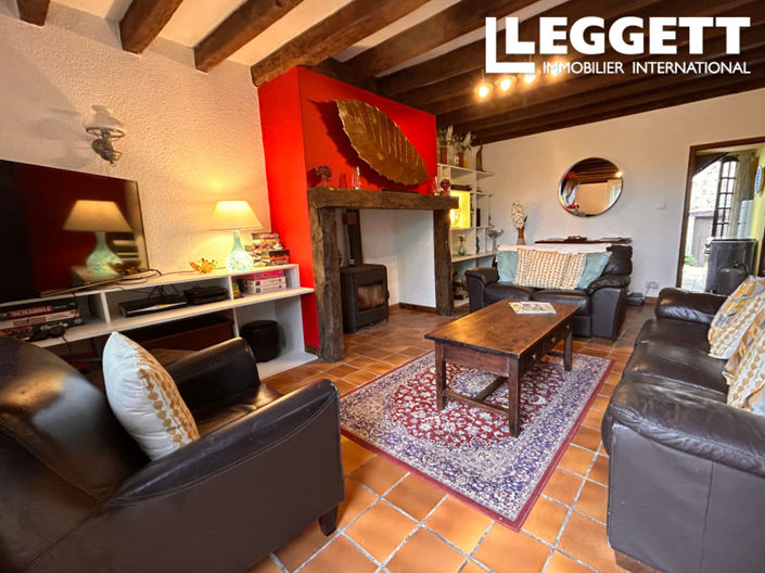 Image No.2-4 Bed House for sale