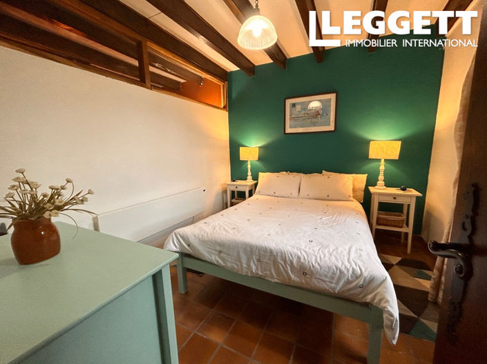 Image No.5-4 Bed House for sale