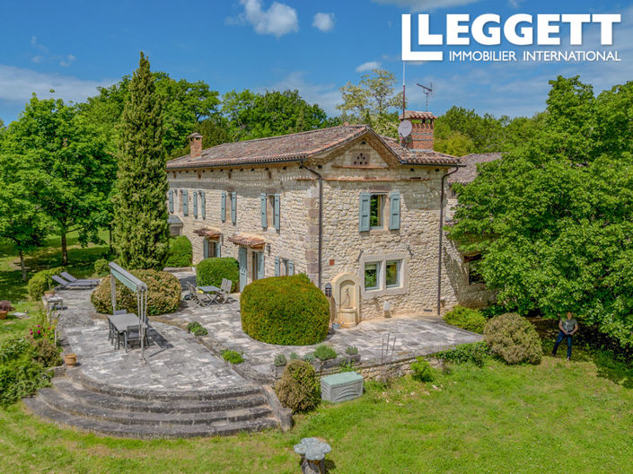 Image No.2-4 Bed House for sale