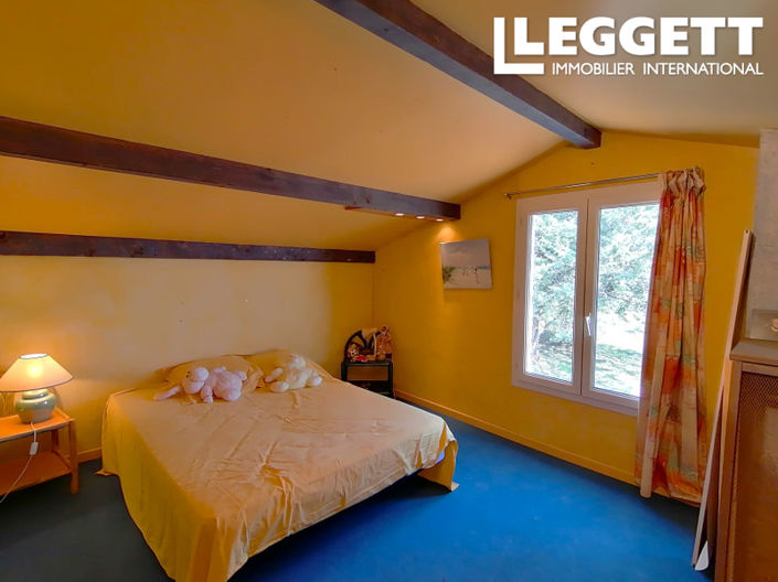 Image No.10-4 Bed House for sale