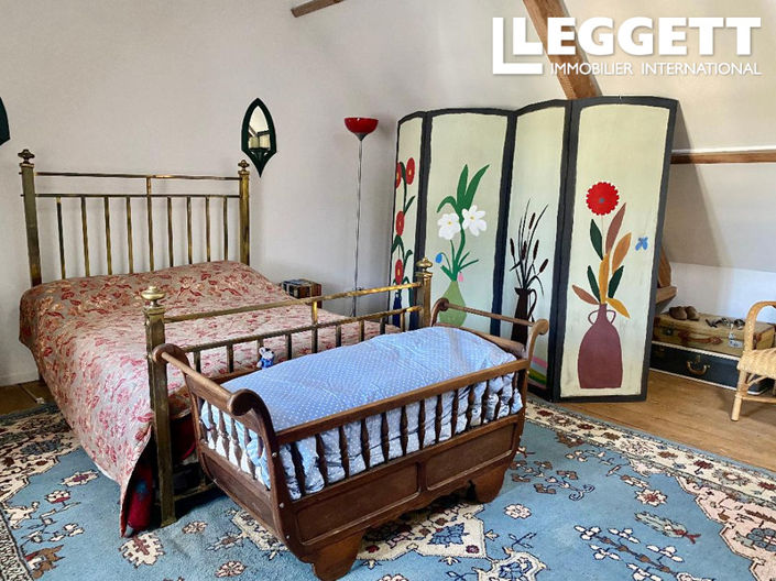 Image No.9-2 Bed House for sale