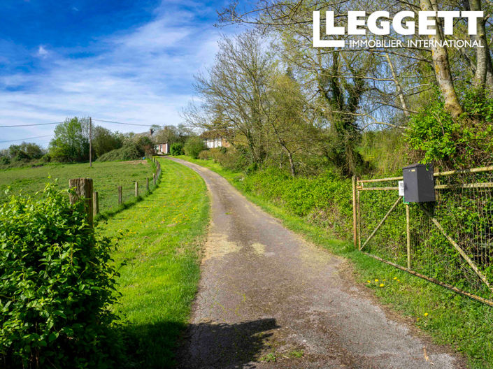 Image No.2-5 Bed House for sale