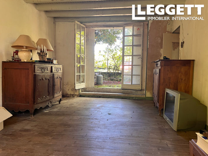 Image No.4-2 Bed House for sale