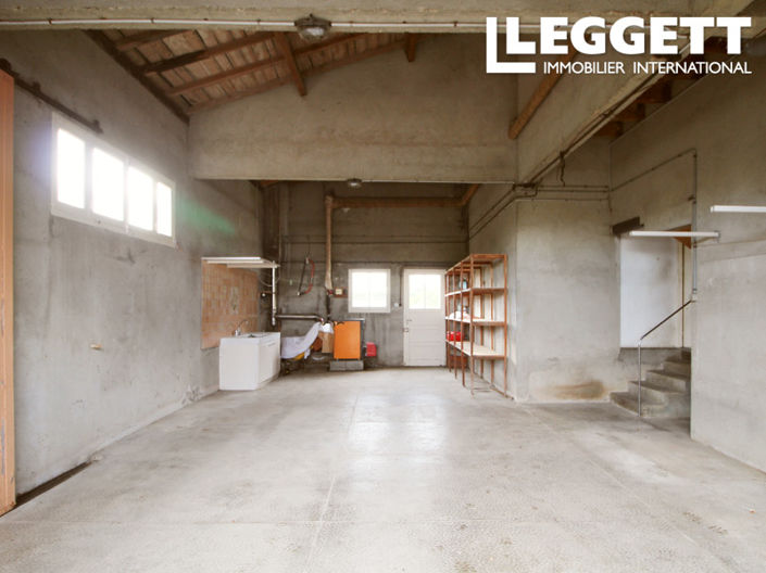 Image No.9-3 Bed House for sale