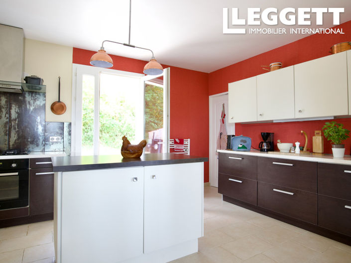 Image No.3-5 Bed House for sale